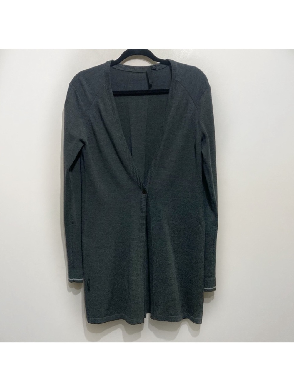 Icebreaker Womens Long Vneck Wool Cardigan Grey Size Medium Single Button Up - Picture 2 of 12